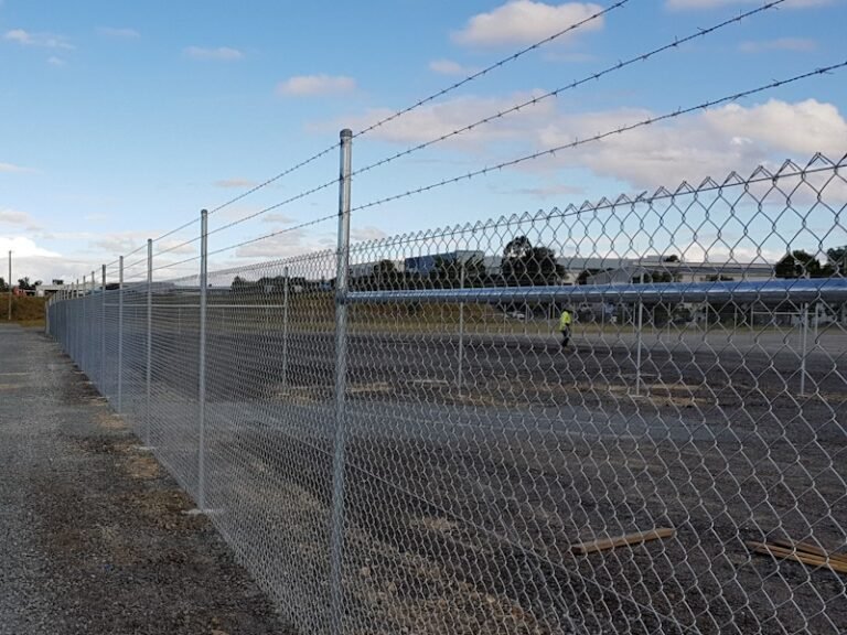 Fencing in New York: What to Know Before You Install Chain Link Fence