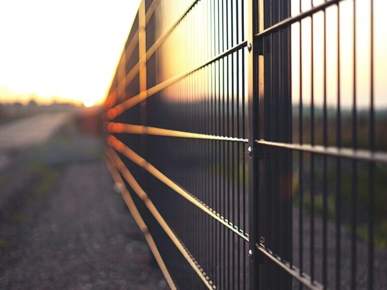 The Complete Guide to Choosing the Perfect Backyard Fence